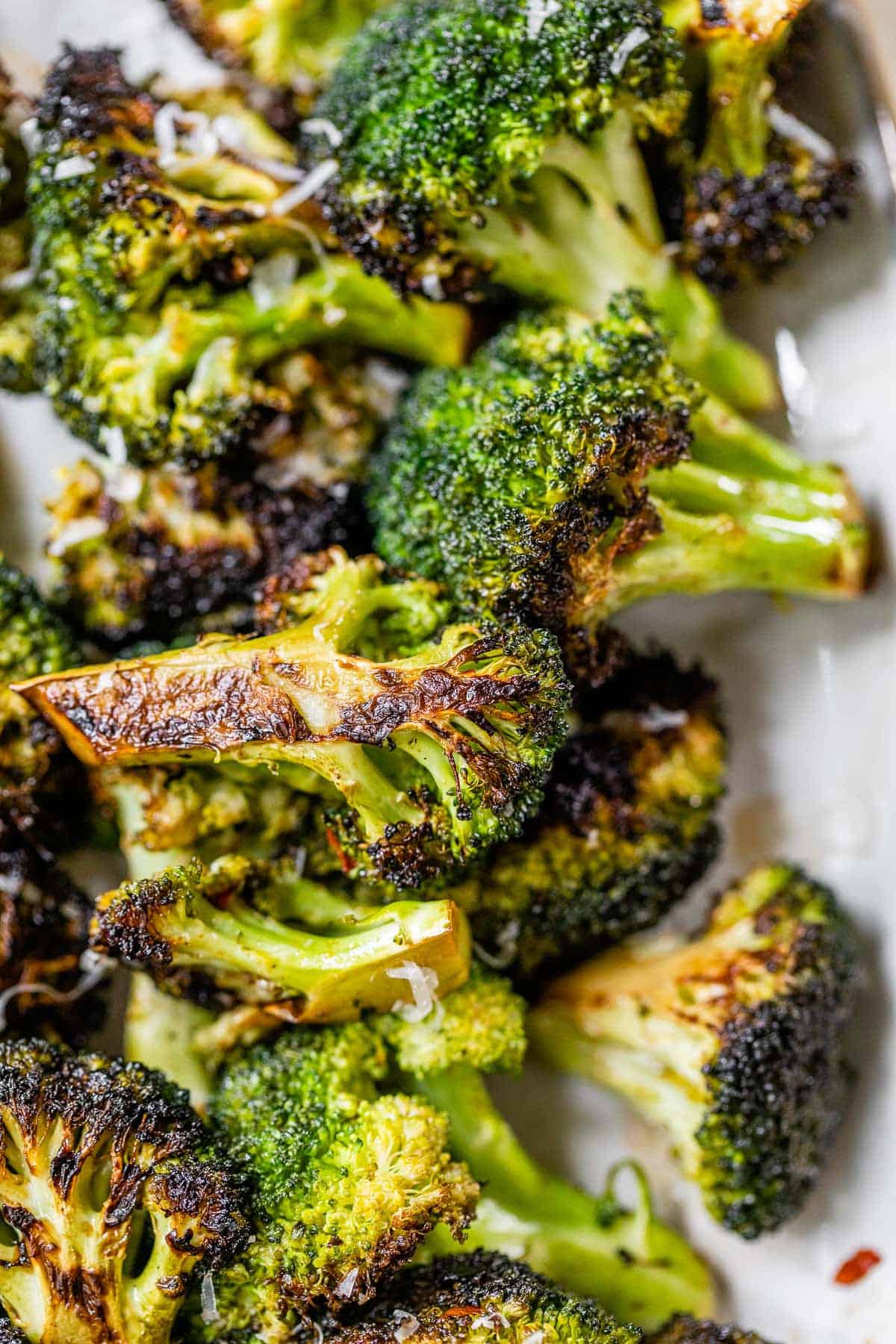 Perfect Grilled Broccoli: Crispy Florets, Tender Stems, No Burn